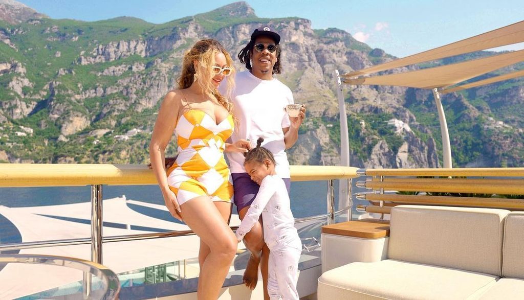 Beyoncé and Jay-Z with their daugher, Rumi 