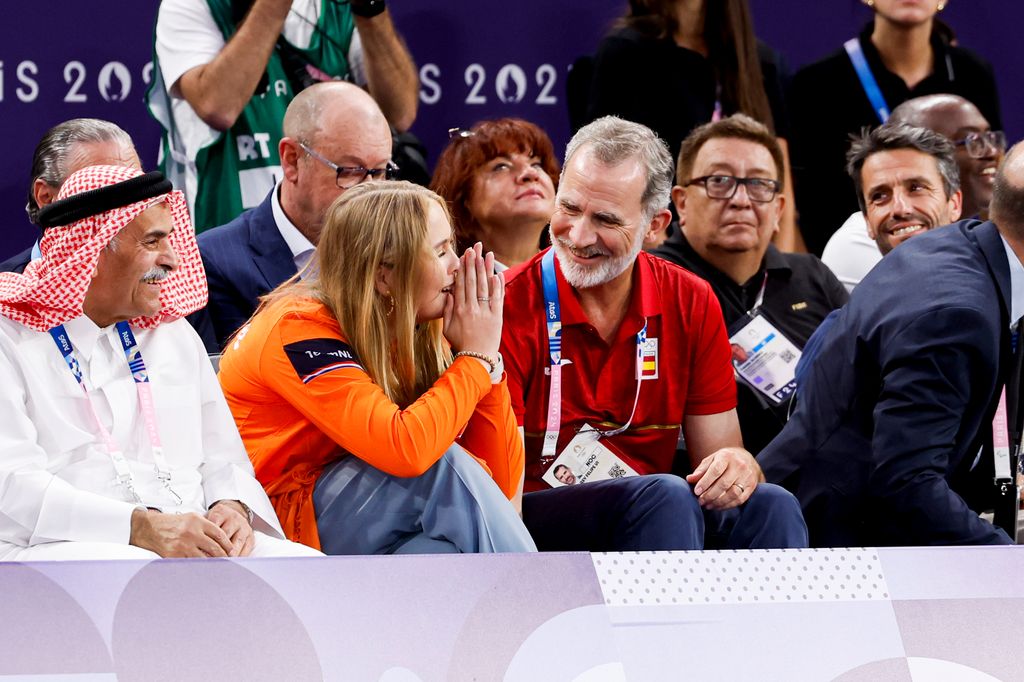 King Felipe smiles at a nervous Catharina-Amalia