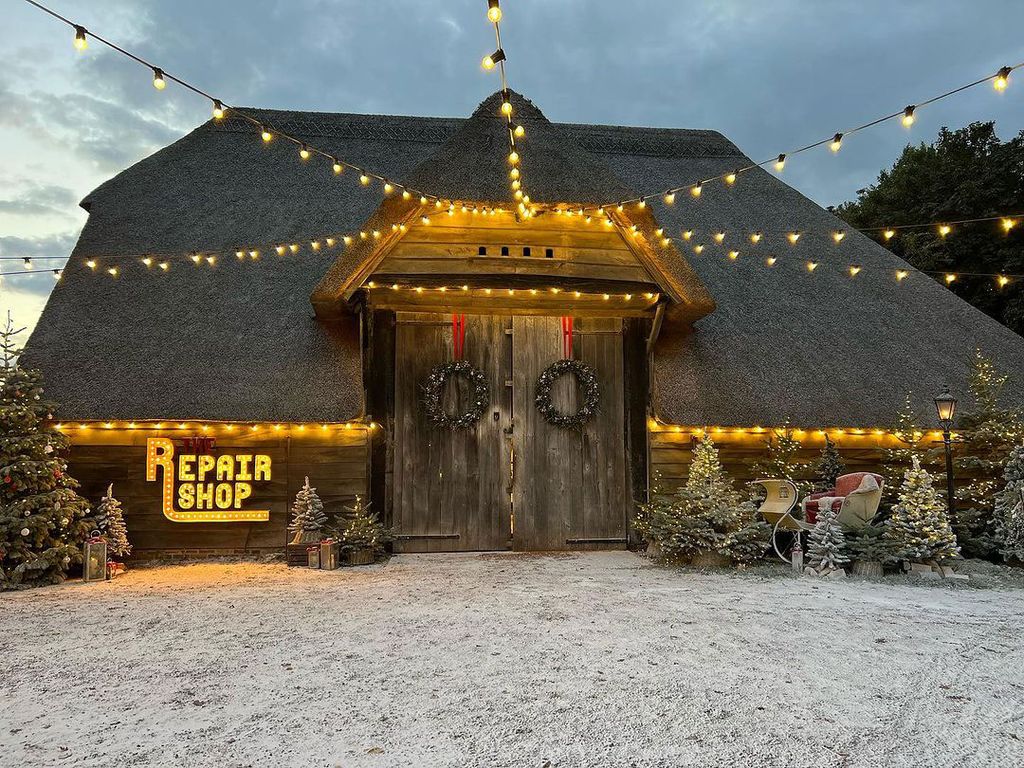The Repair Shop barn's Christmas makeover