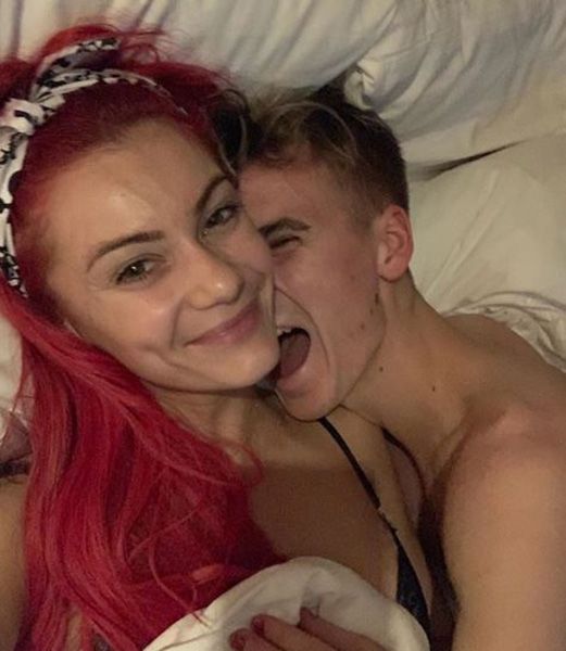 dianne buswell joe sugg bed