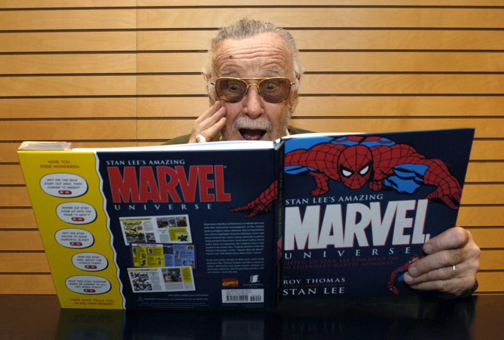SANTA MONICA, CA - DECEMBER 7:  Comic book legend Stan Lee poses before signing copies of "Amazing Marvel Universe" at Barnes & Noble on December 7, 2006 in Santa Monica, California. (Photo by Amanda Edwards/Getty Images)
