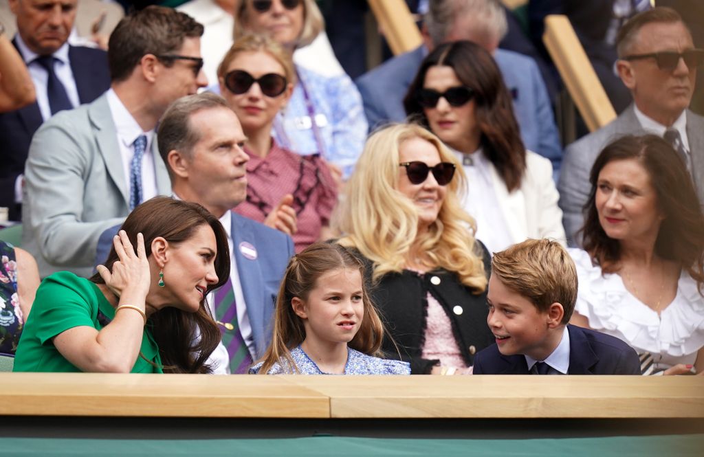 Prince William's reaction to starstruck Kate Middleton at Wimbledon is ...