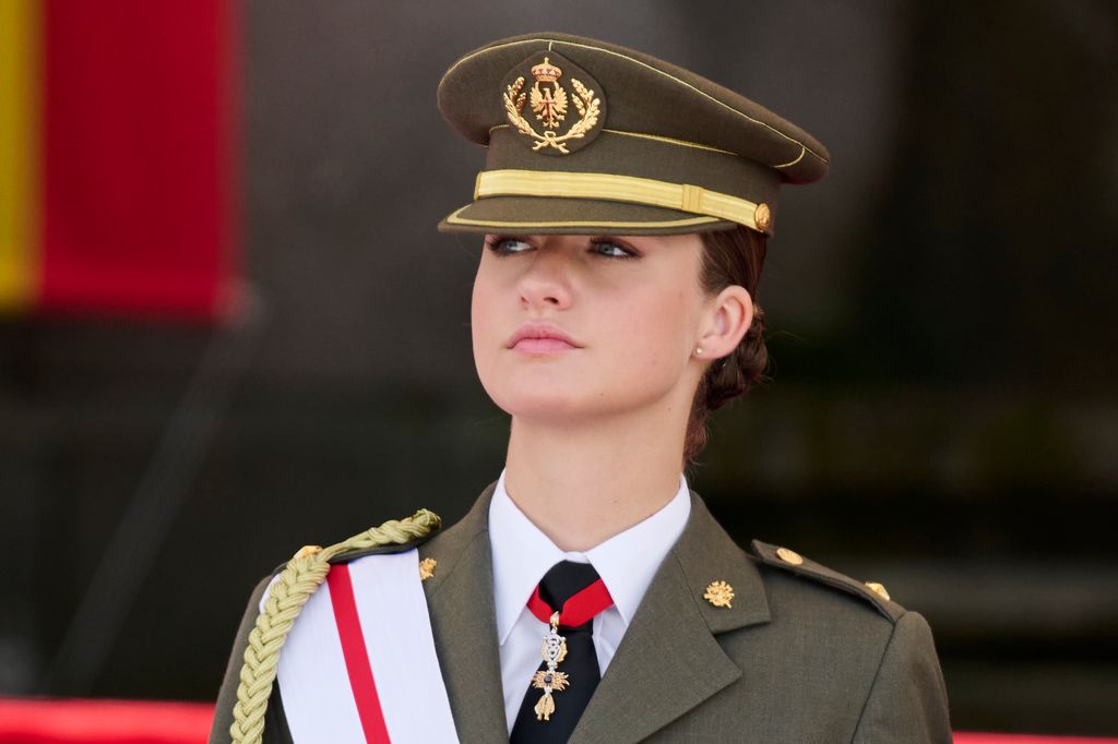 Princess Leonor in military uniform