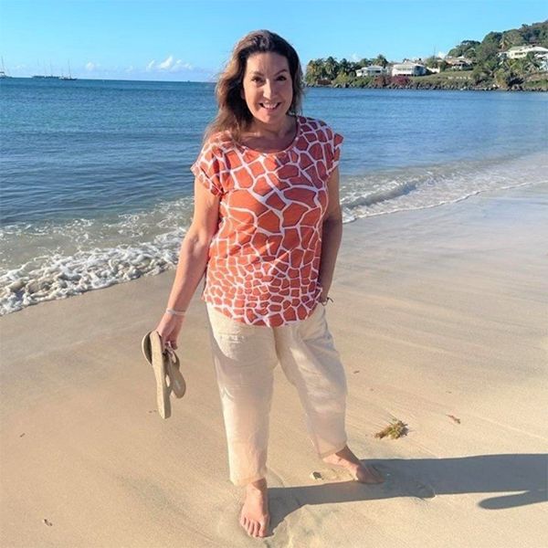 Jane McDonald on the beach