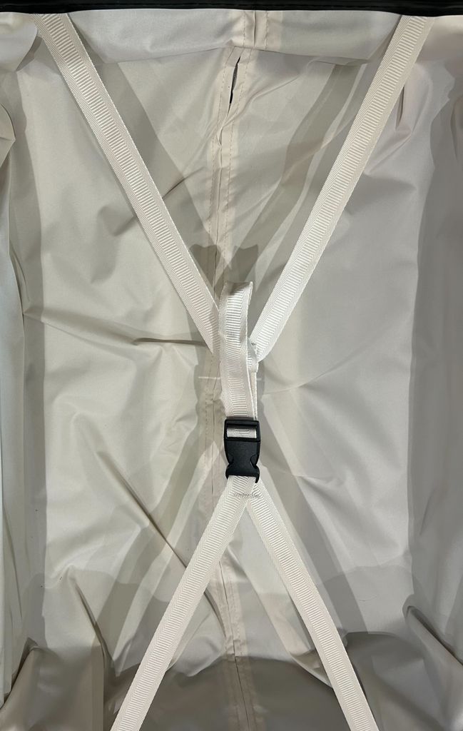 nere suitcase review