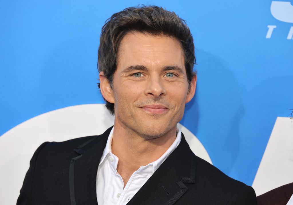 Calista Flockhart révèle la première impression du « vieil homme » Harrison Ford, 83 ans 3 Calista a demandé à son ami James Marsden de les accompagner lors de leur premier rendez-vous