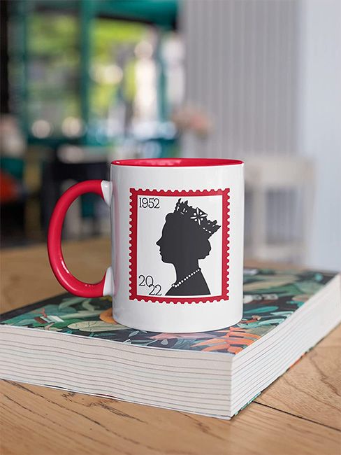 queen stamp mug