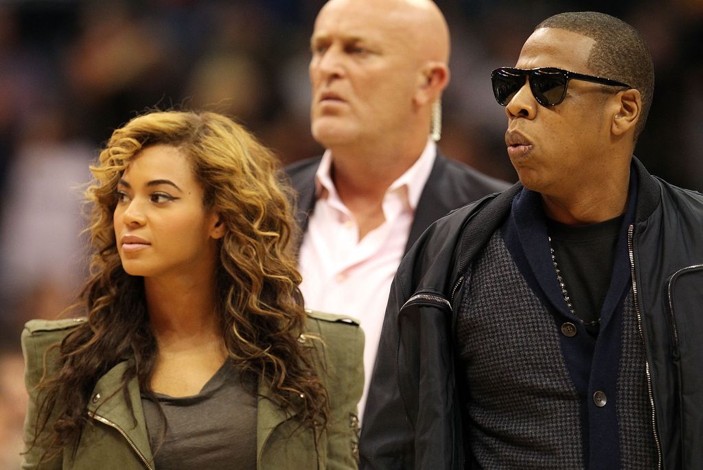 DALLAS - FEBRUARY 24:  Rapper Jay-Z and singer Beyonce Knowles attend a game between the Los Angeles Lakers and Dallas Mavericks on February 24, 2010 at American Airlines Center in Dallas, Texas.  NOTE TO USER: User expressly acknowledges and agrees that, by downloading and/or using this Photograph, user is consenting to the terms and conditions of the Getty Images License Agreement.  (Photo by Ronald Martinez/Getty Images)