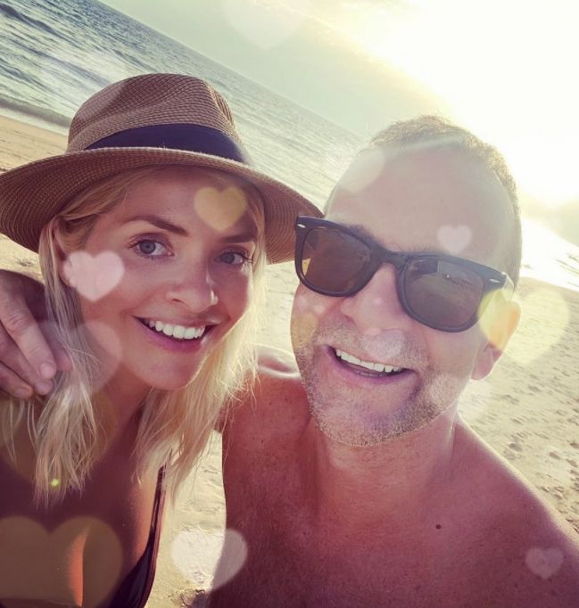 holly willoughby husband