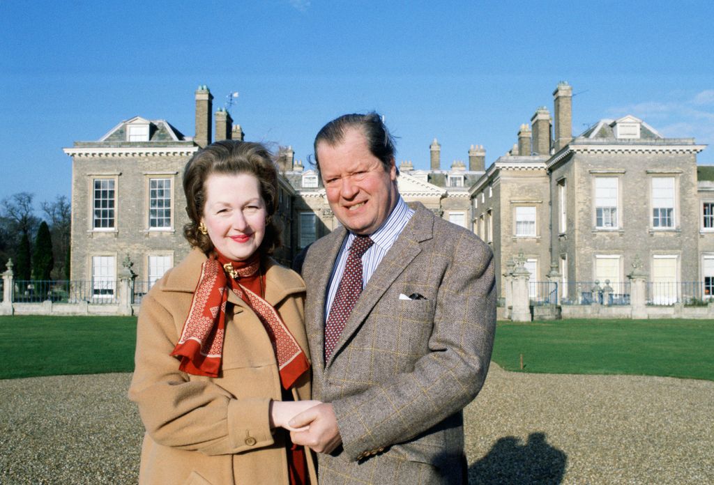 Earl Spencer married Raine in July 1976