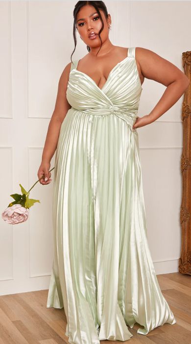 Best green bridesmaid dresses 2022: From Sage green to olive green ...