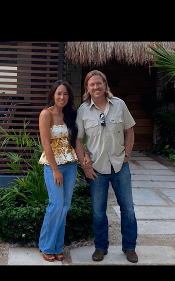 Fixer Upper s Chip Gaines had to beg Joanne Gaines to pose in