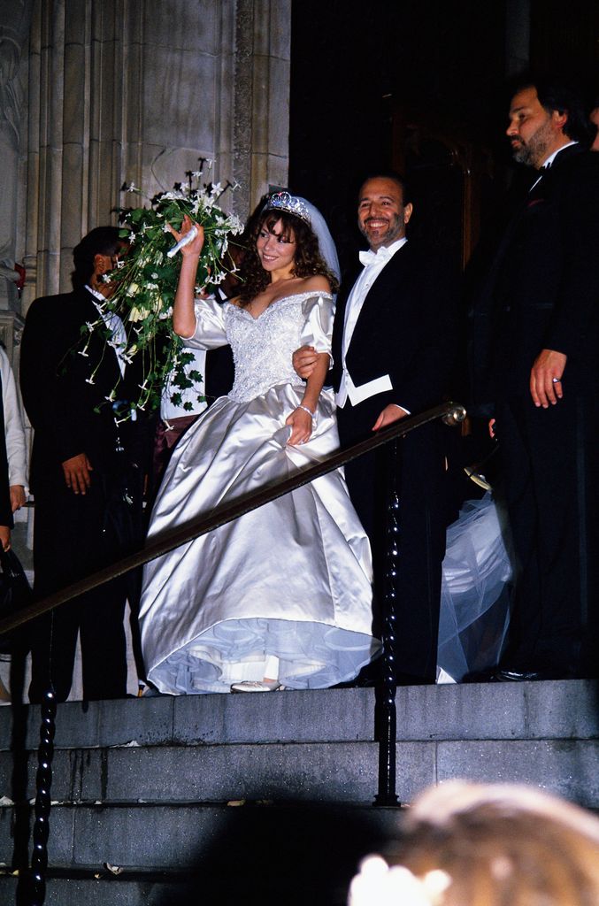 Mariah Careys Princess Diana Inspired Wedding Dress Was Dramatically Different To Her Second 