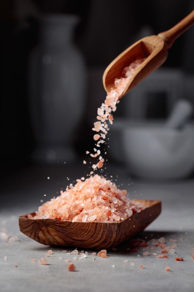 The rumour that pink salt aids weight loss is not scientifically proven