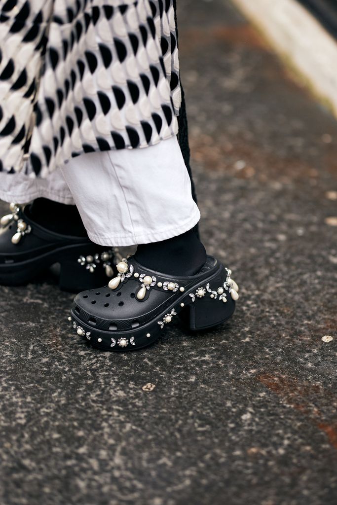Crocs incrustés de perles