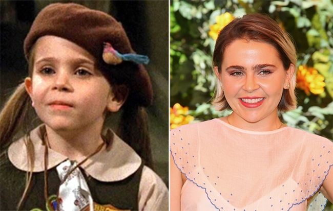 Young Mae Whitman (left) Grown Mae Whitman (right)