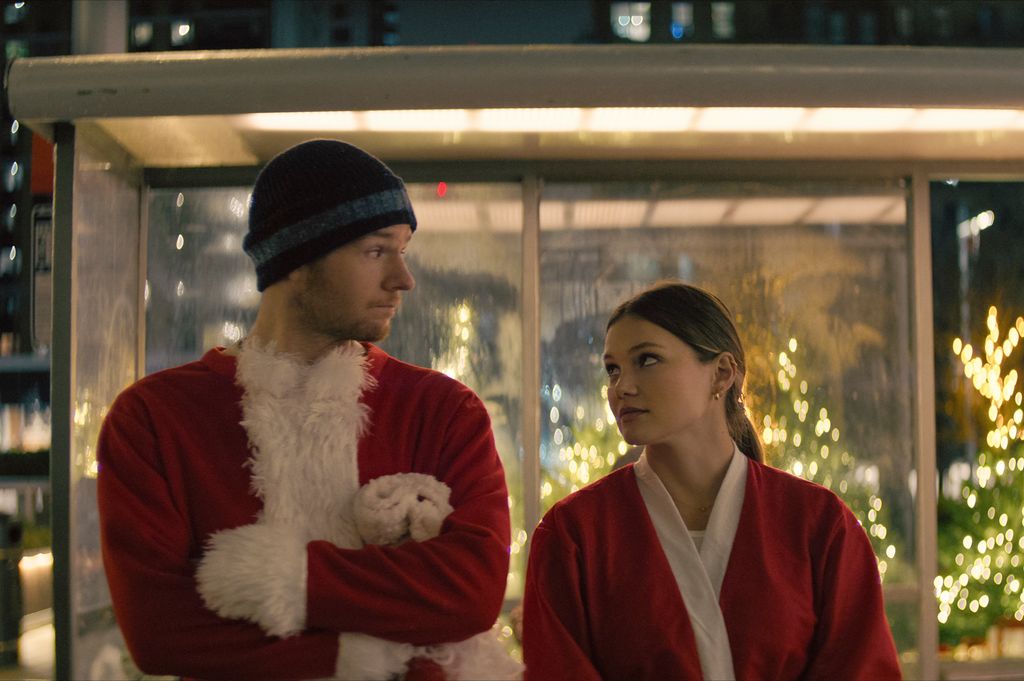 Connor Swindells and Olivia Holt play down on their luck thieves Nick and Sophia 