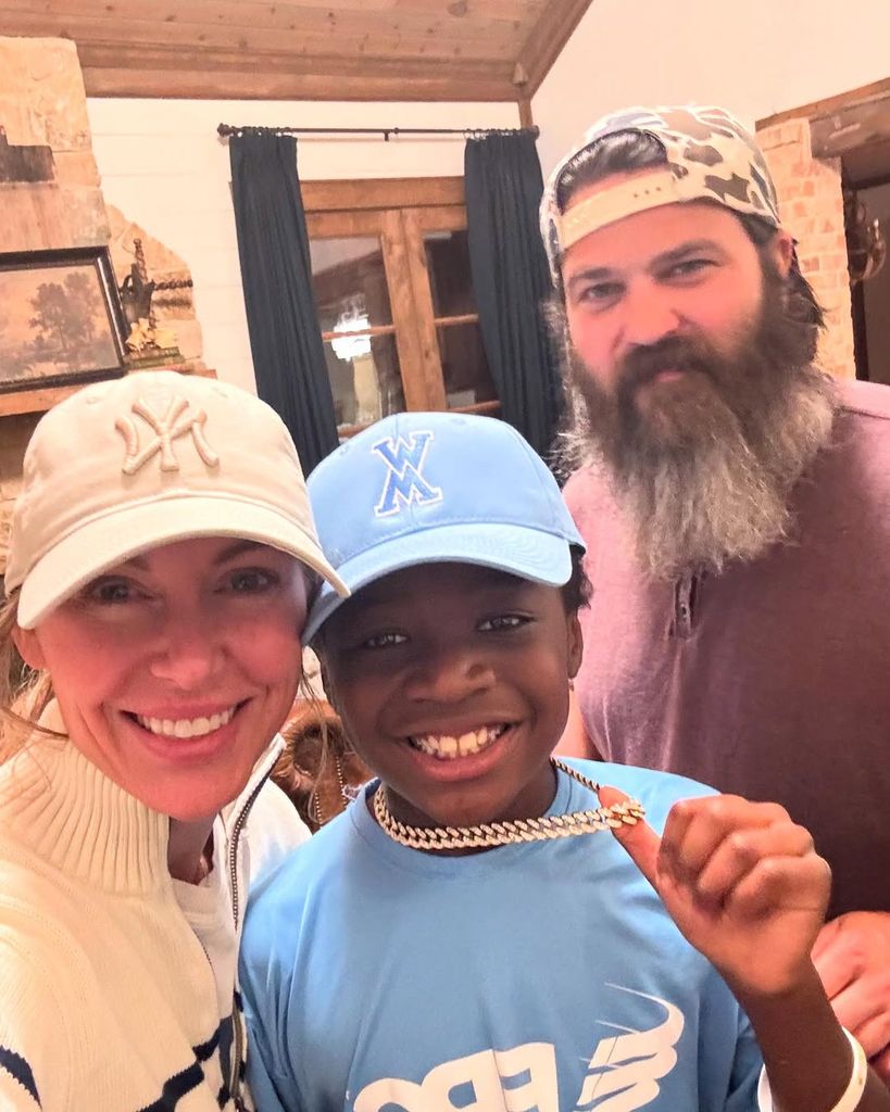 Jessica, Jep and Gus Robertson