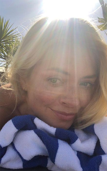 Holly Willoughby Im a Celeb pool