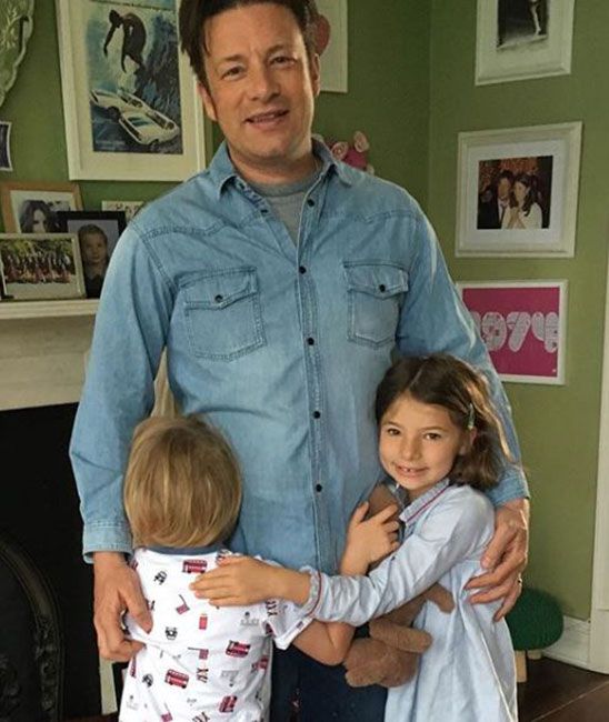 jamie oliver with his kids