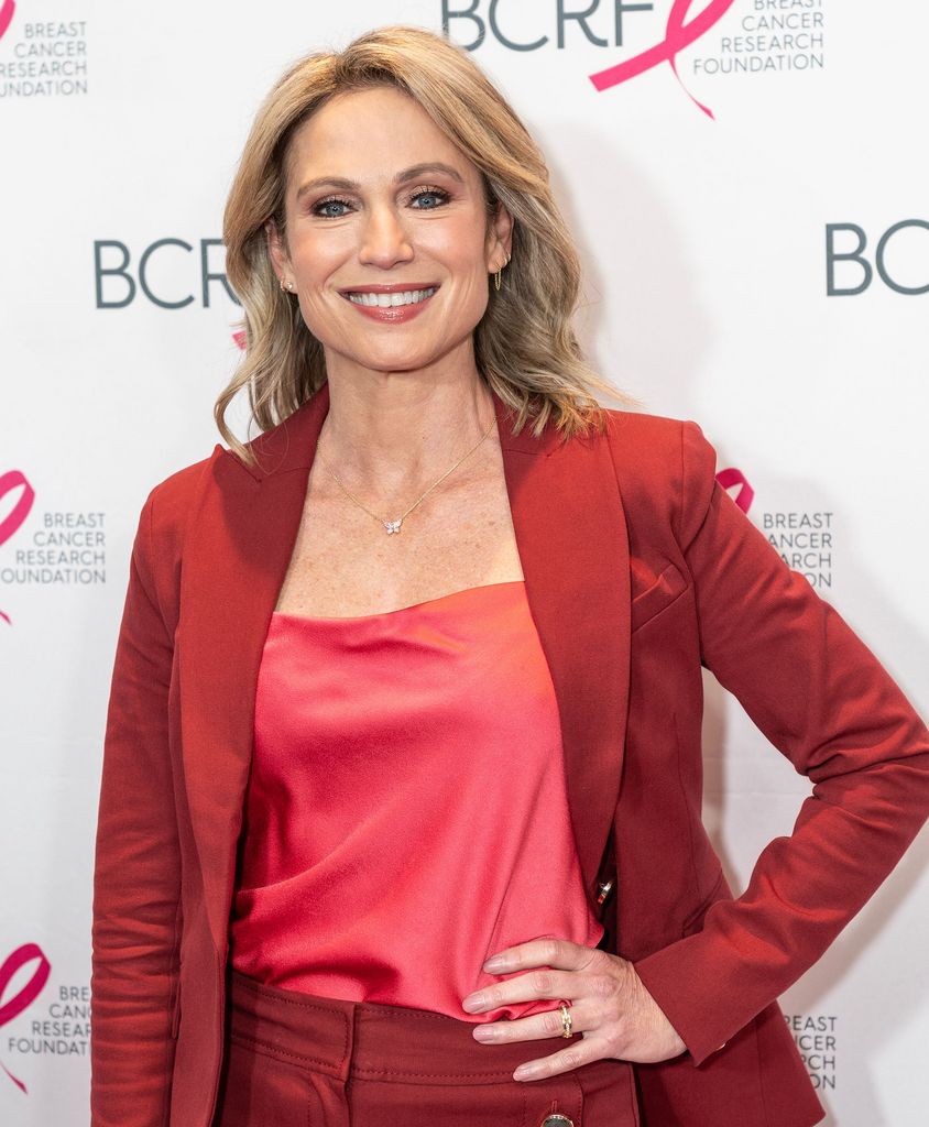 Amy Robach in pink and red