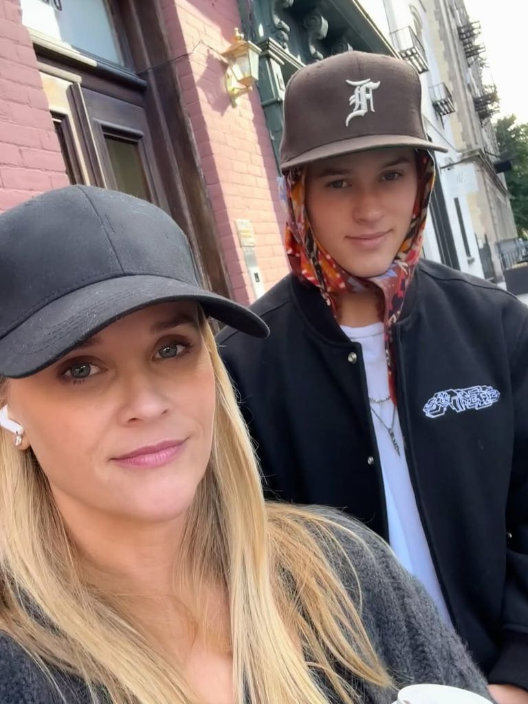 deacon phillippe reese witherspoon selfie