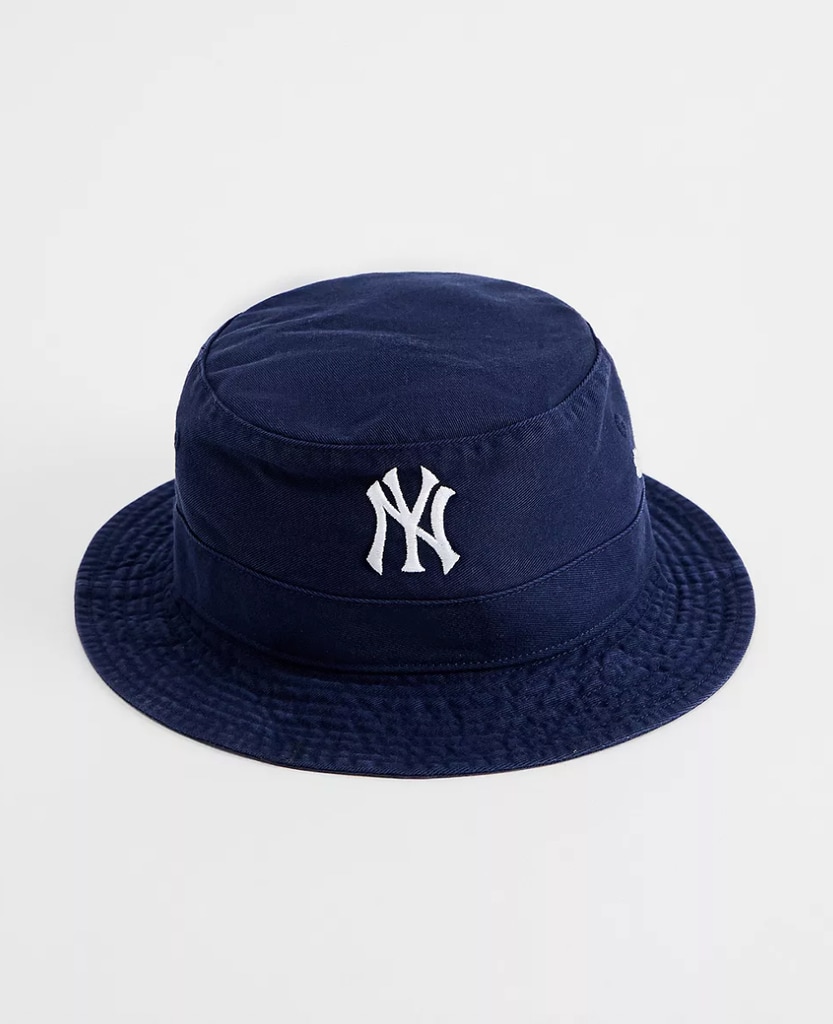 '47 Brand UO Exclusive NY Yankees Bucket Hat in Navy