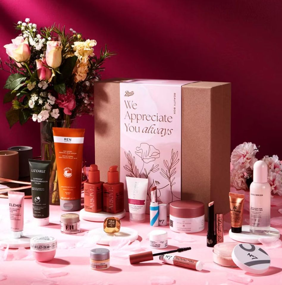 Boots Mother's Day beauty box