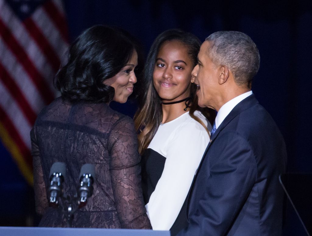 Barack Obama, Malia and Michelle 