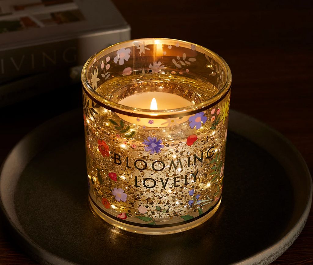M&S LIGHT UP CANDLE