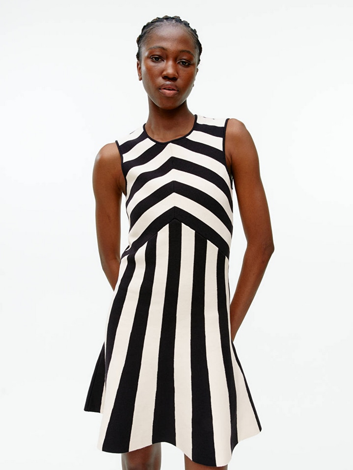 meghan markle black white striped dress dupe arket