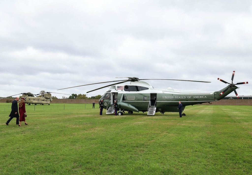 The Prince and Princess approach Marine One as President Trump lands in Windsor ahead of the US State Visit