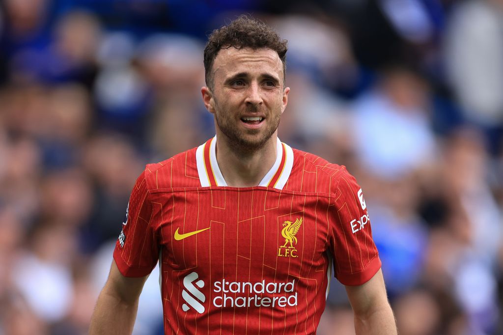 Diogo que dans le kit de Liverpool est un pitch