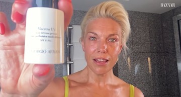 Hannah Waddingham using SPF