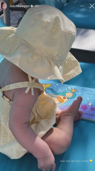 Palma looked so sweet in her lemon dress