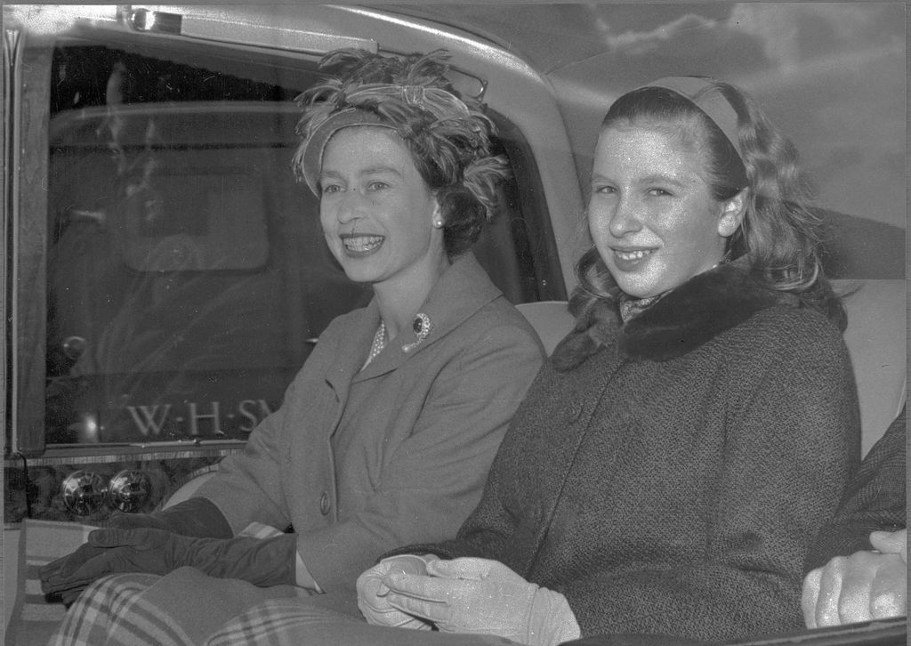 Queen Elizabeth and princess Anne, 1963