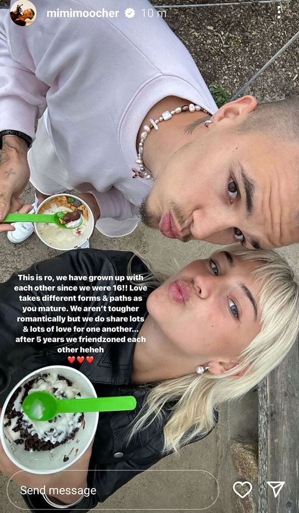 Mia and Romeo started dating in 2019 