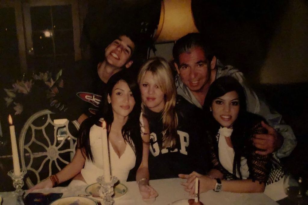 Robert Kardashian with his children Kourtney, Kim, Khloe and Rob