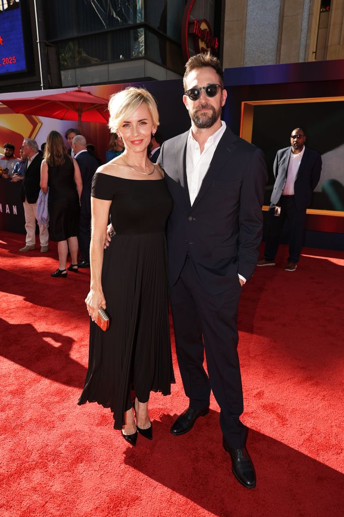 sara wells noah wyle superman