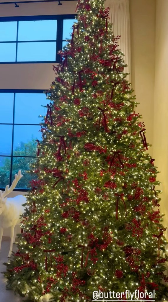 Khloe Kardashian Christmas Tree