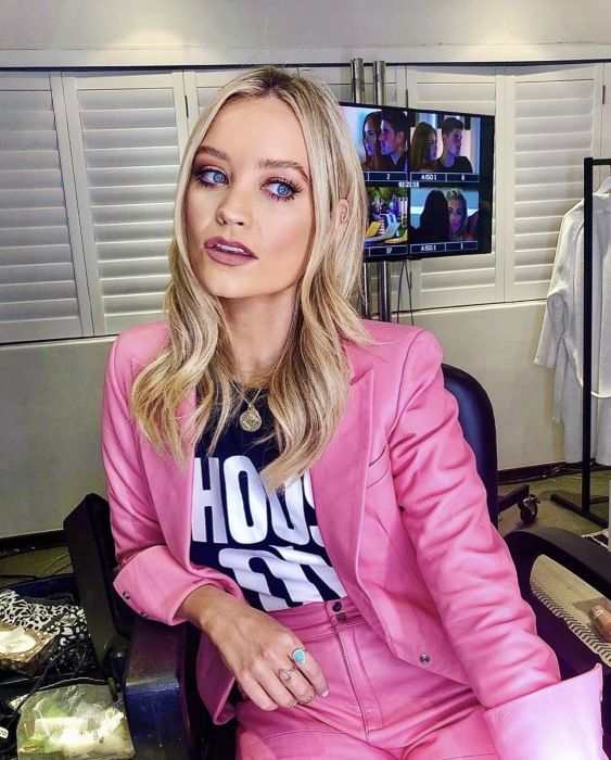 laura whitmore love island outfit