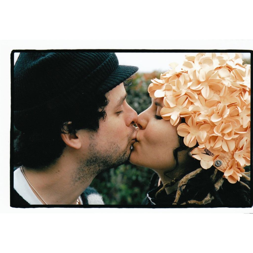 billie joe armstrong and wife adrienne kissing