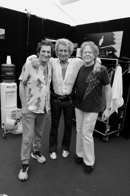 Rod Stewart with Ronnie Wood and Mick Hucknell 