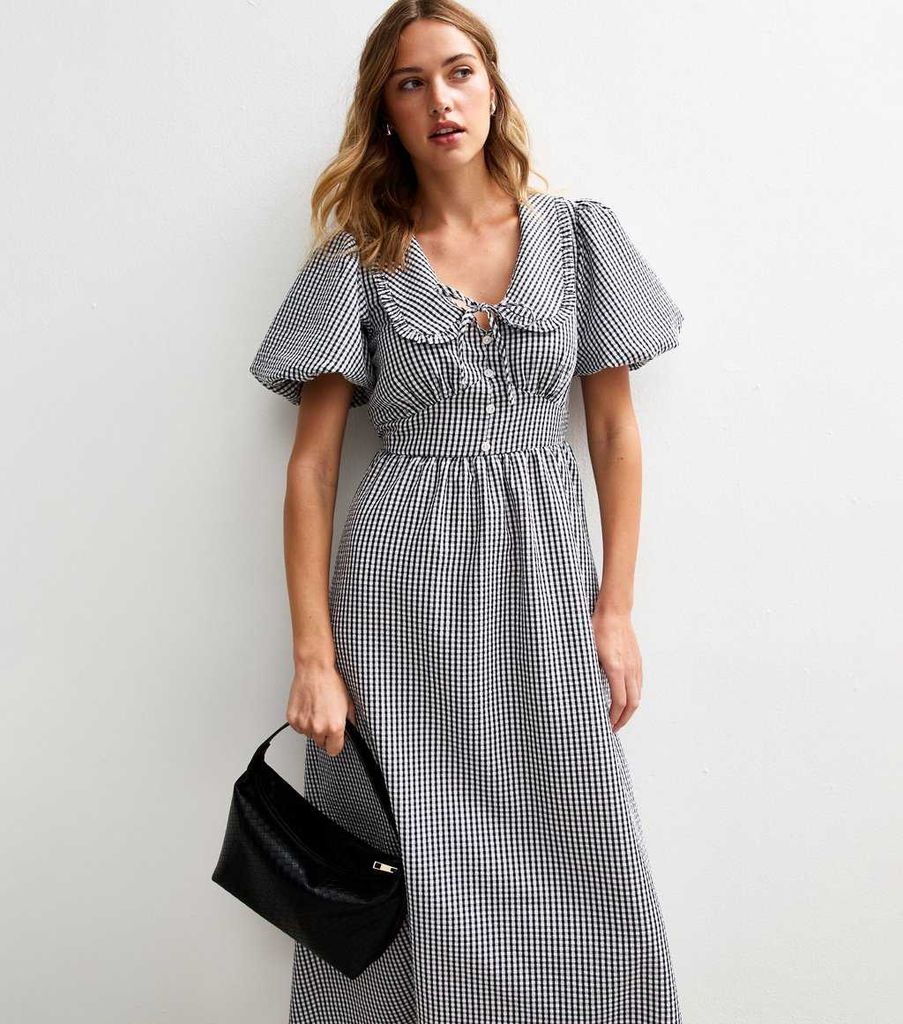 New Look has a similar style that looks very like Kate's designer number