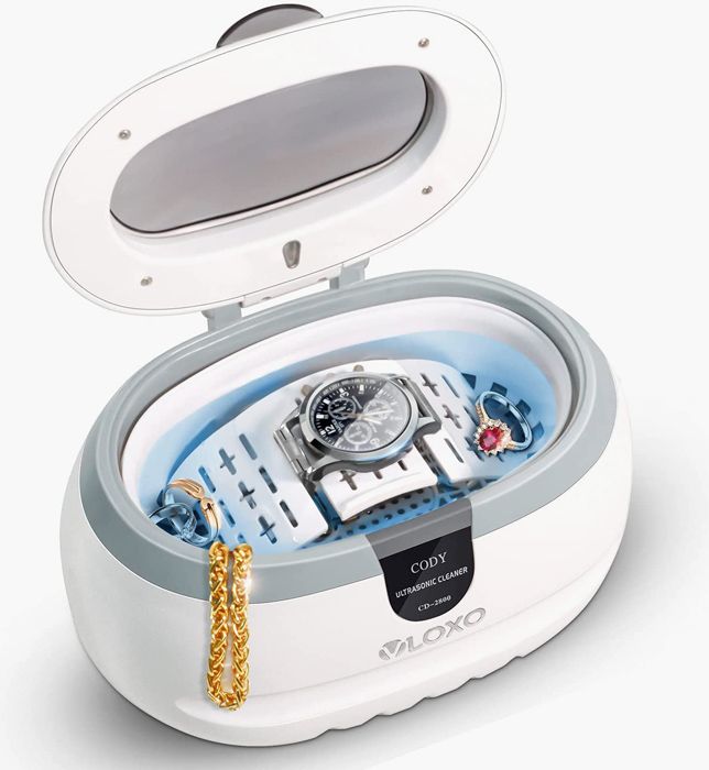 How to clean wedding and engagement rings at home expert tips HELLO!