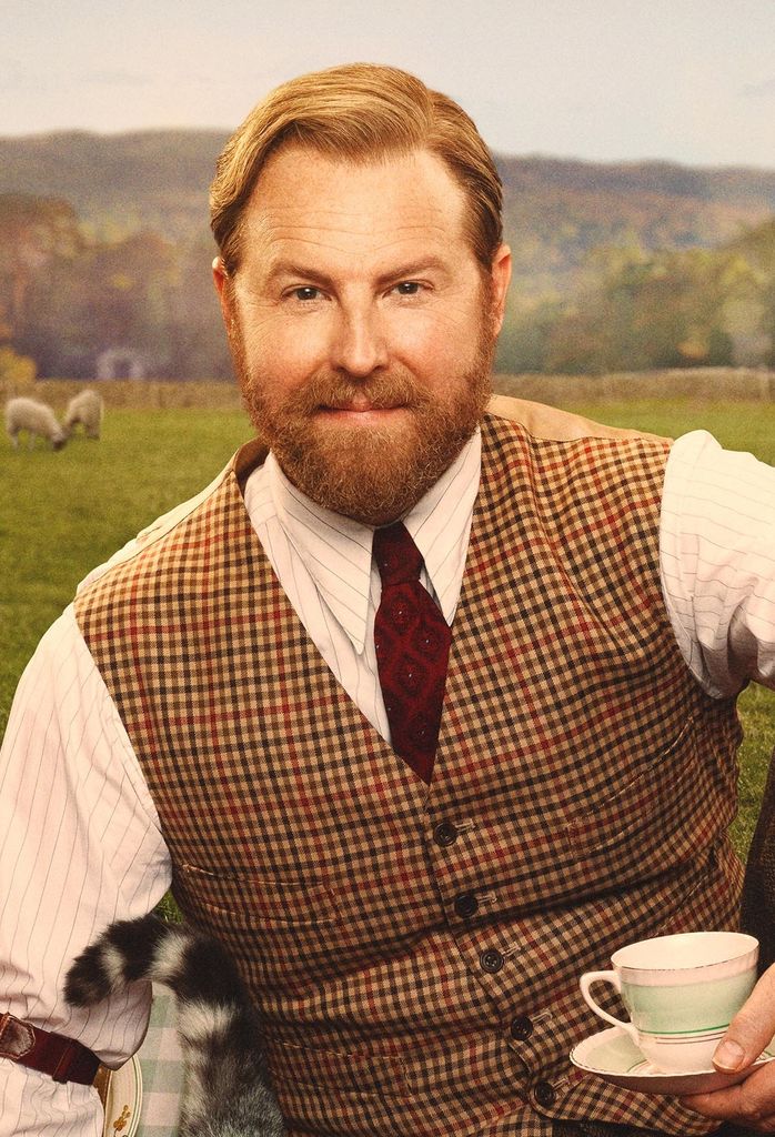 Samuel West as Siegfried Farnon in All Creatures Great and Small 