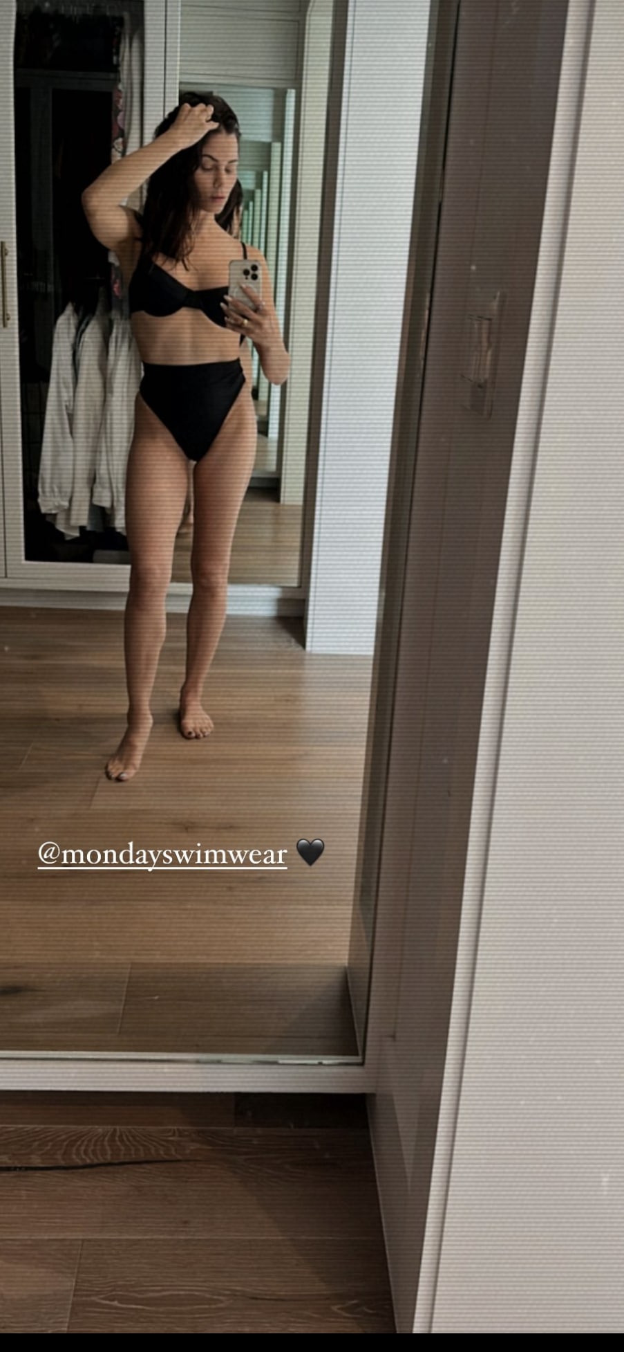 Jenna Dewan sizzled in her swimsuit selfie