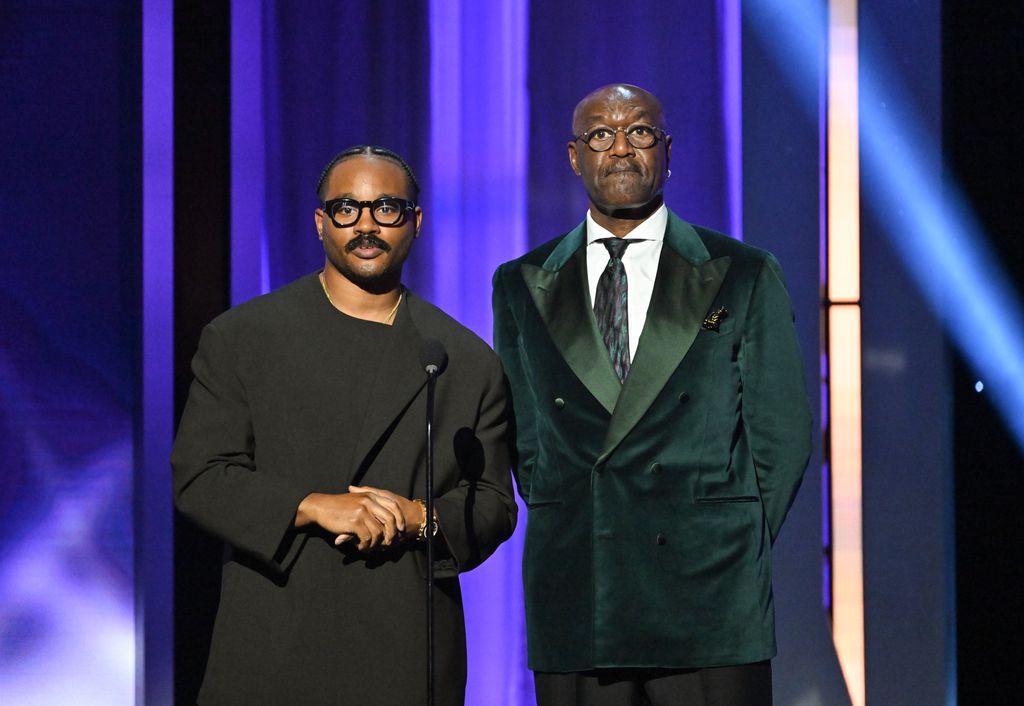 Les stars de Sinners, Delroy Lindo et Wunmi Mosaku, s'expriment sur l'incident d'insultes raciales du BAFTA 1 Ryan Coogler et Delroy Lindo aux 57e NAACP Image Awards