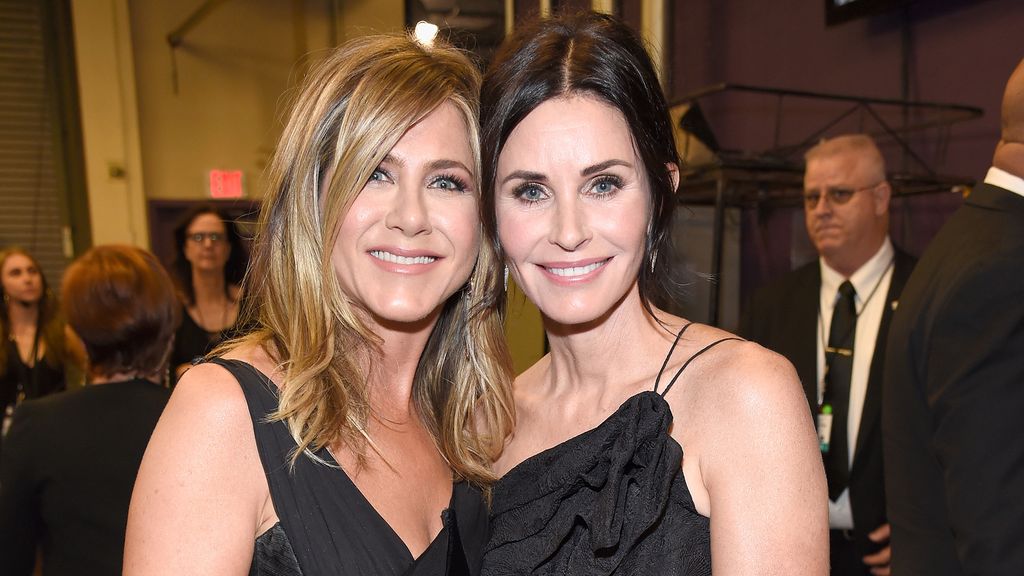 Jennifer Aniston and Courteney Cox at the American Film Institute's 46th Life Achievement Award Gala Tribute to George Clooney