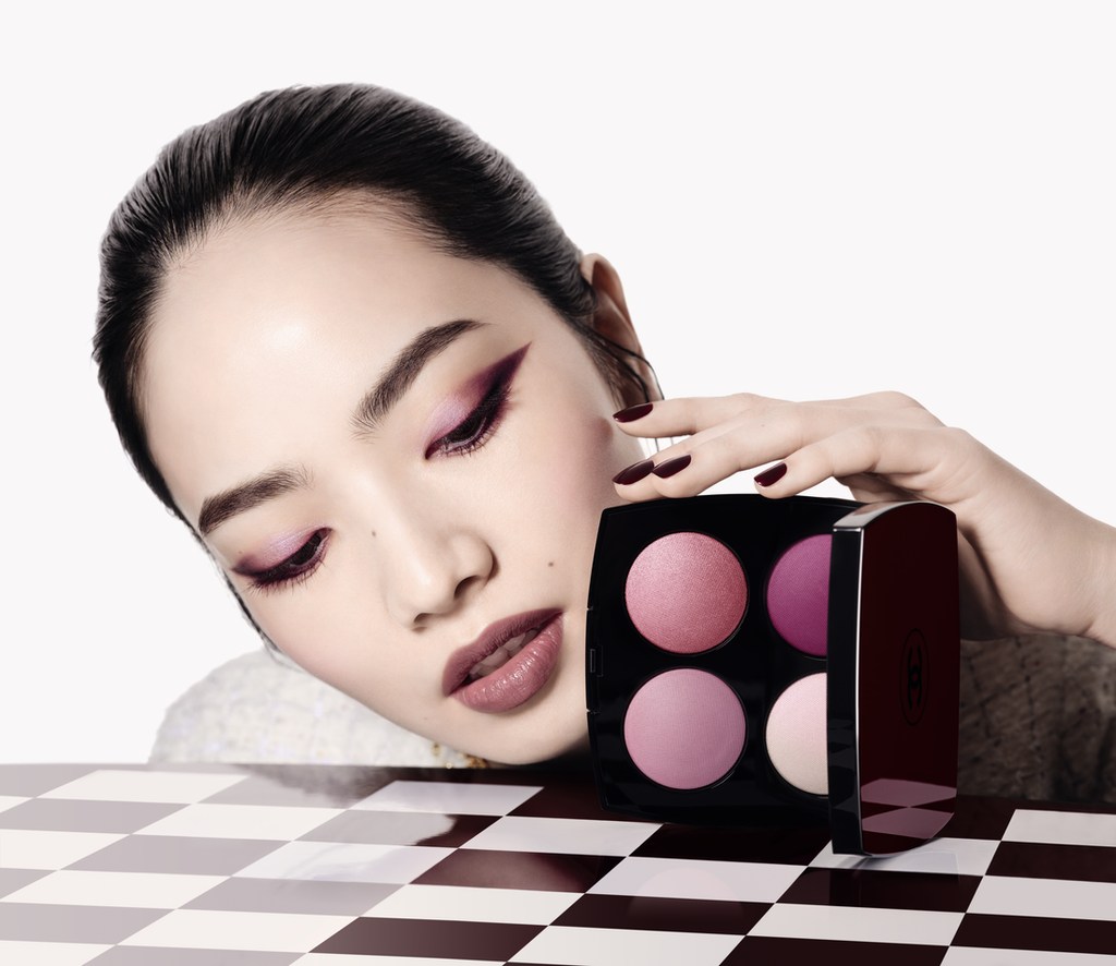 chanel rouge noir model image 